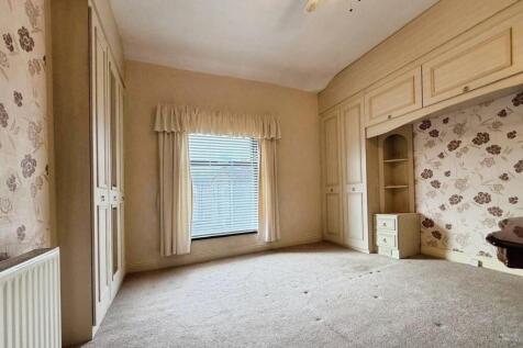 pbox-bedroom-338837.jpg
