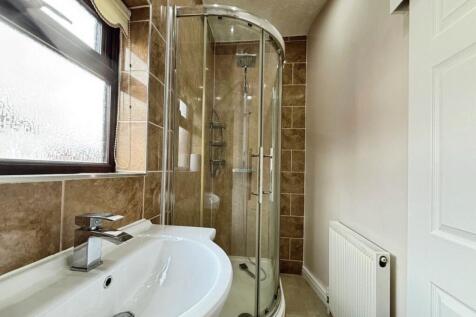 pbox-bathroom-338837.jpg