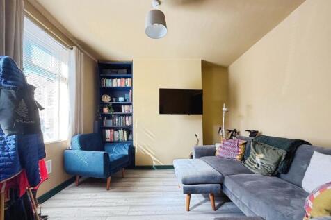 pbox-living_room-342159.jpg
