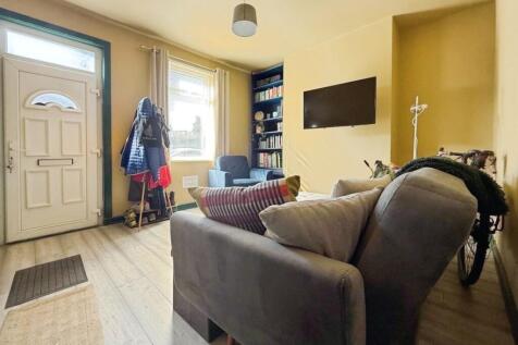 pbox-living_room-342159.jpg