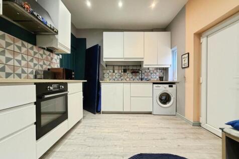 pbox-kitchen-342159.jpg