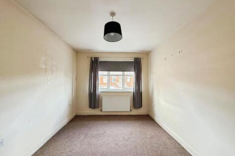 pbox-bedroom-348156.jpg