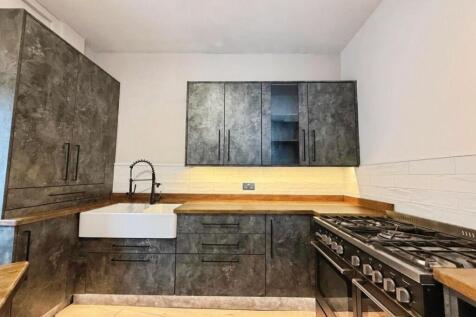 0d279d93-A-4150-A4E4-3B5794C208BD-2239-000000ACDFD