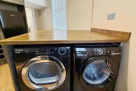 8710d315-8-478D-BA97-5677F1E0120F-2239-000000ACE07