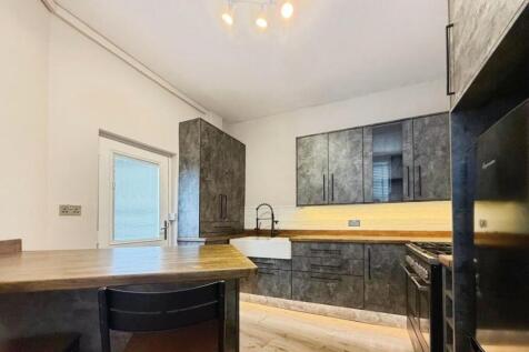 7b7b4359-8-414C-96BB-8E83B8116FAC-2239-000000ACDFB