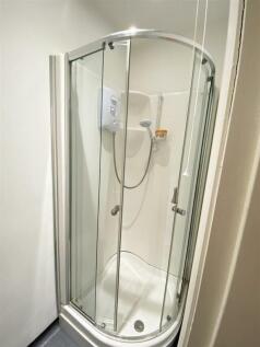 46AG shower 1 large 1275px wide.jpg