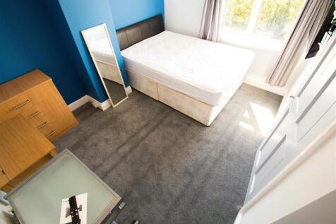 bedroom 3.jpg
