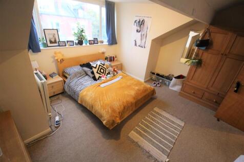 Bedroom 6.jpg