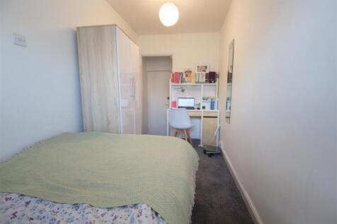 Bedroom 3.jpg