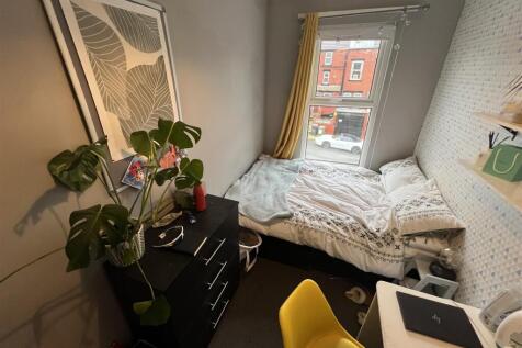 Bedroom 5.jpeg