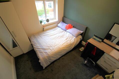 Bedroom 4.jpg