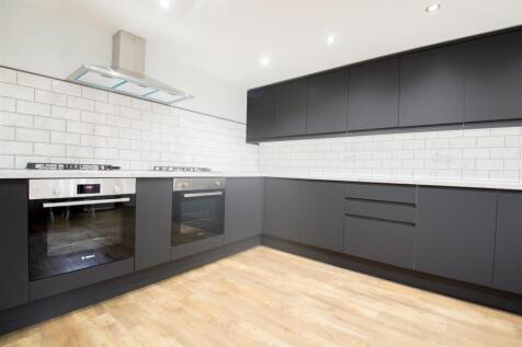 kitchen 1.jpg