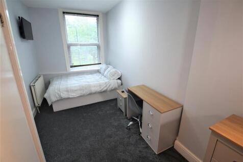Room 3b.jpg