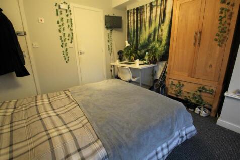 Bedroom 2 2.jpg