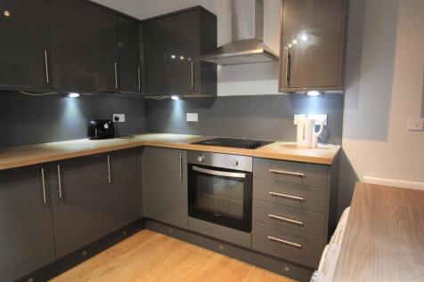 Kitchen 2.jpg