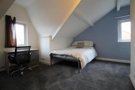 Bedroom 3 1.jpg