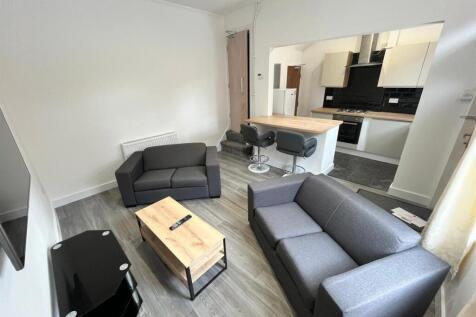 WhatsApp Image 2025-08-30 at 15.29.16 (4).jpeg