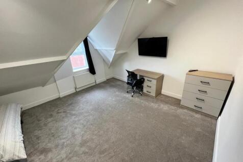 WhatsApp Image 2025-08-30 at 15.29.17.jpeg