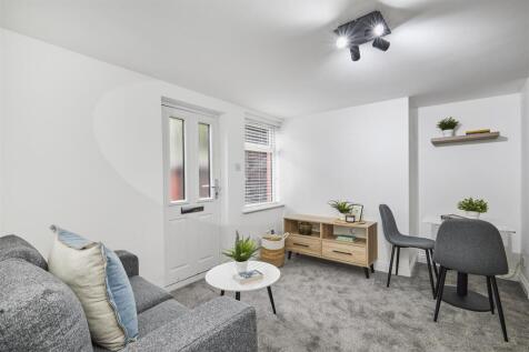 2a Wetherby Grove_04.jpg