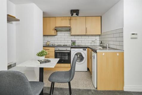 2a Wetherby Grove_08.jpg