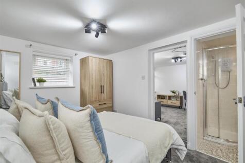 2a Wetherby Grove_10.jpg