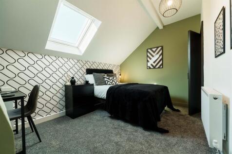 Room 6_top floor 2 .jpg