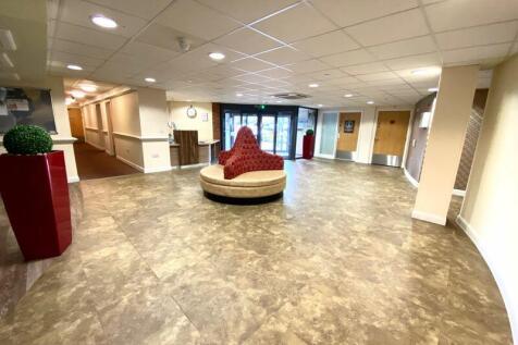 Complex Entrance/Reception 