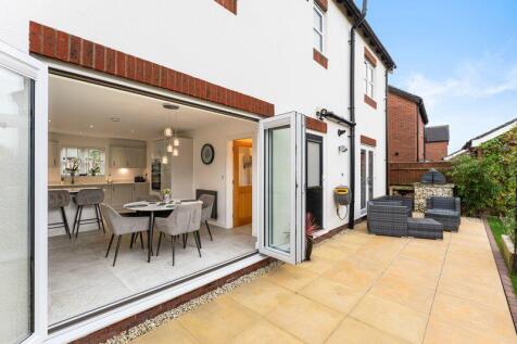 Bi-Folds