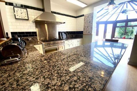 Modern Breakfast Kitchen