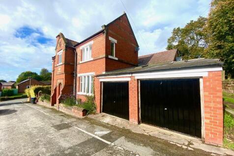 Front Elevation/Garages 