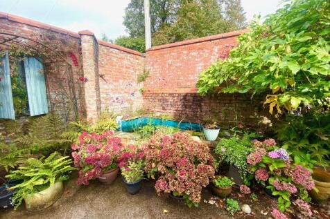 Enclosed Courtyard