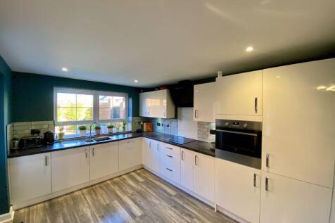 Superb Kitchen Area
