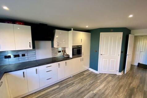 Superb Kitchen Area