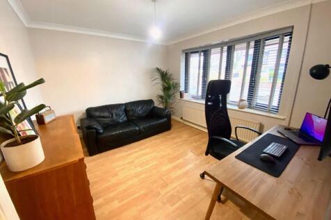Study/Family Room