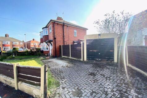 Driveway/Garage