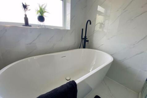 Free Standing Bath