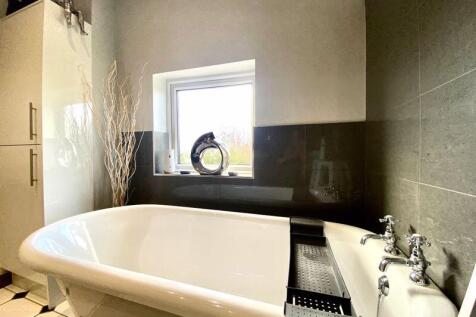 Freestanding Bath