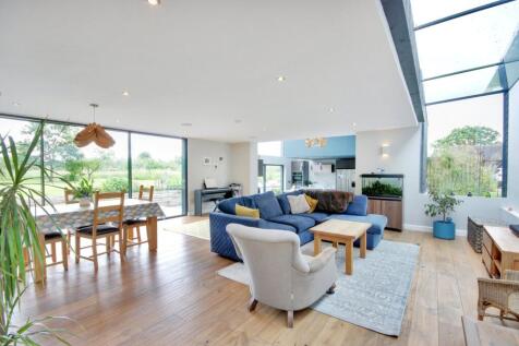 Open Plan Sitting Rm