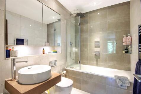 En Suite Bathroom