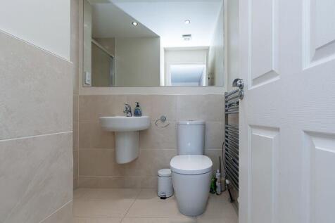 Bedroom One Ensuite