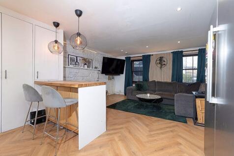Kitchen-Living Room