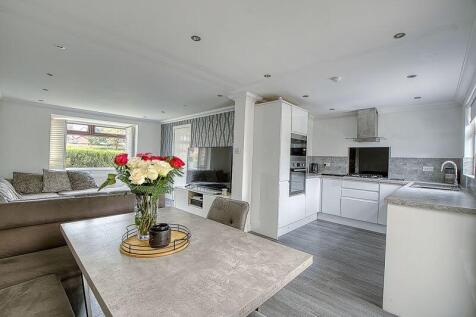 Kitchen-Dining Room