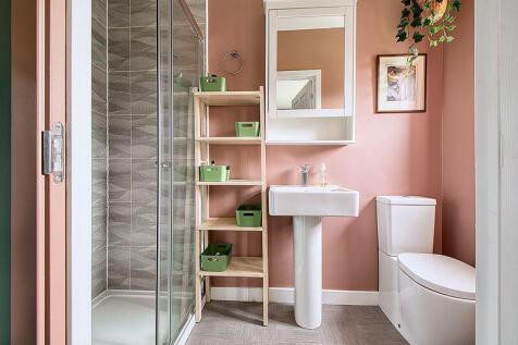 Bedroom One Ensuite
