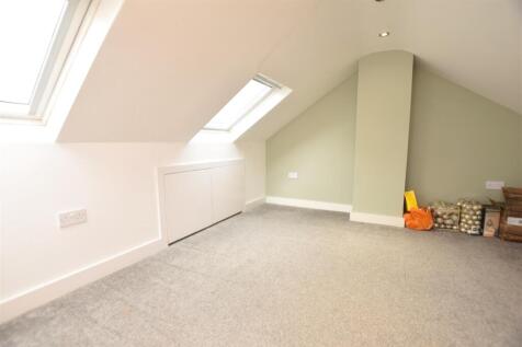 LOFT ROOM