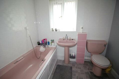Main bathroom