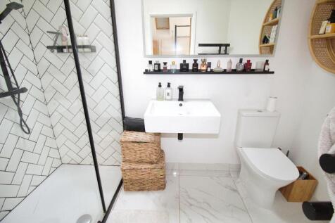 Master Ensuite
