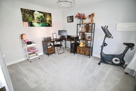 Office/playroom