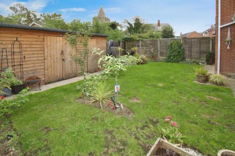 Rear garden and Sheds