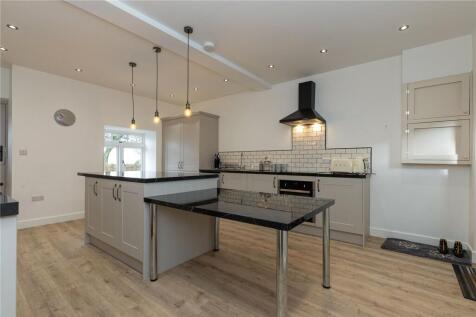 Kitchen/Breakfast Rm