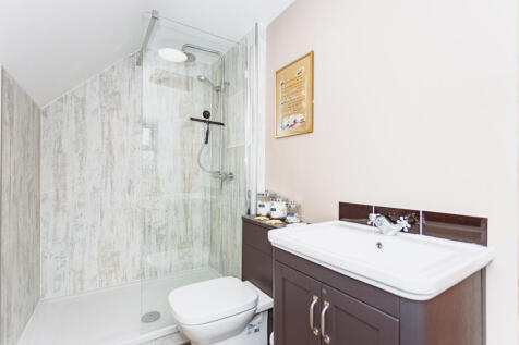 Ensuite Shower Room